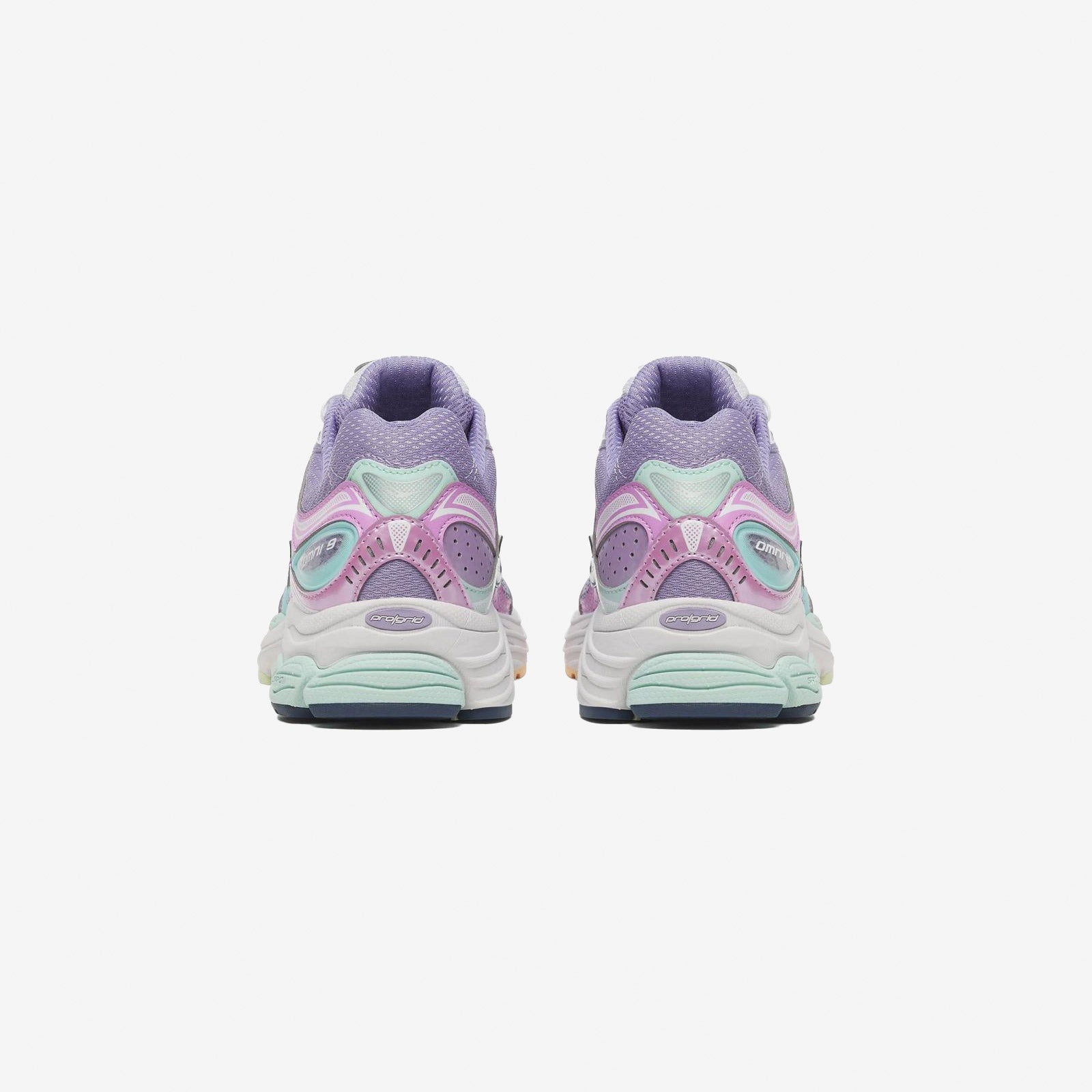 SAUCONY ProGrid Omni 9 Prism